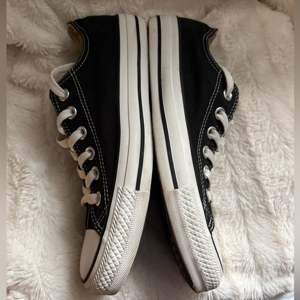 Converse Chuck Taylor All Star Low Top Sneaker - Picture 5 of 9